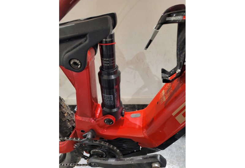 VTT BERRIA MAKO HYBRID HP 7