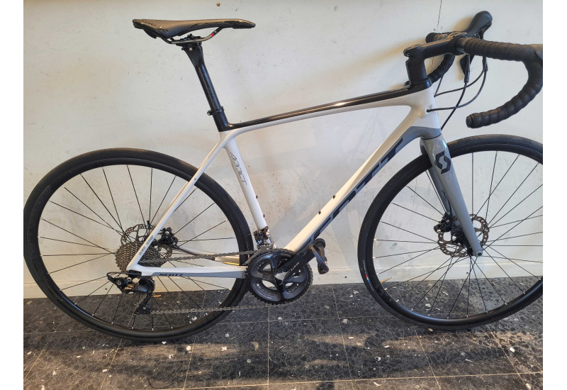 SCOTT ADDICT 20 DISC SHIMANO 105 11V