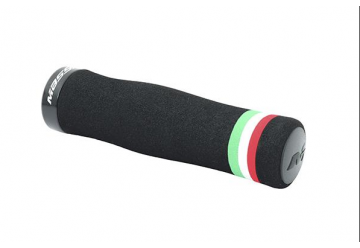 POIGNEES JEU MASSI DRAPEAU ITALIEN